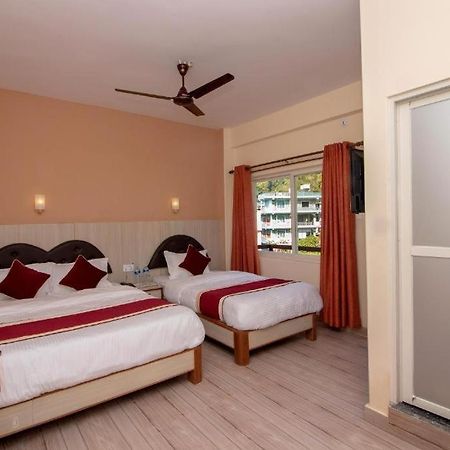 The Country Yard Hotel Pokhara Exterior foto