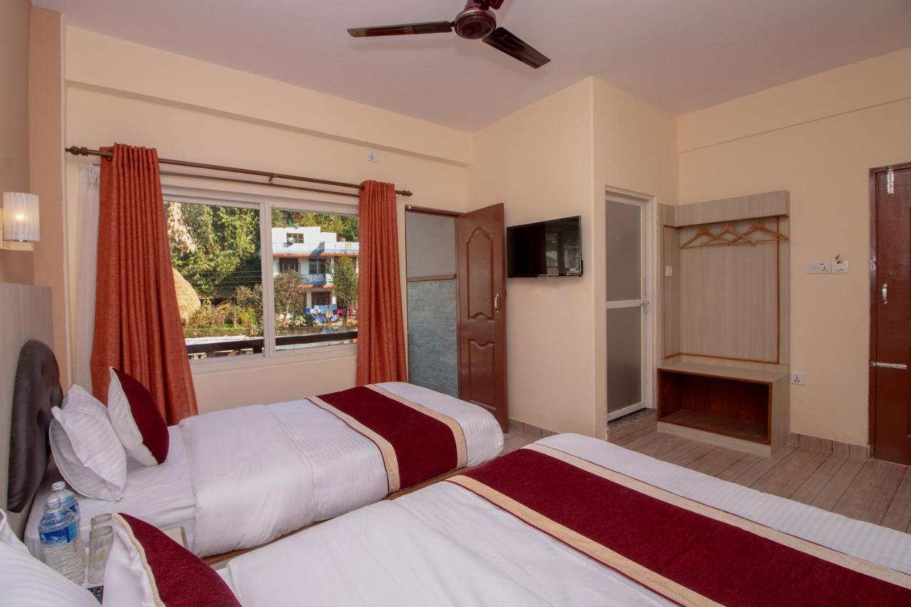 The Country Yard Hotel Pokhara Exterior foto