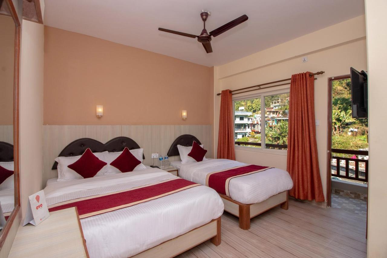 The Country Yard Hotel Pokhara Exterior foto