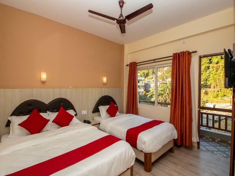The Country Yard Hotel Pokhara Exterior foto